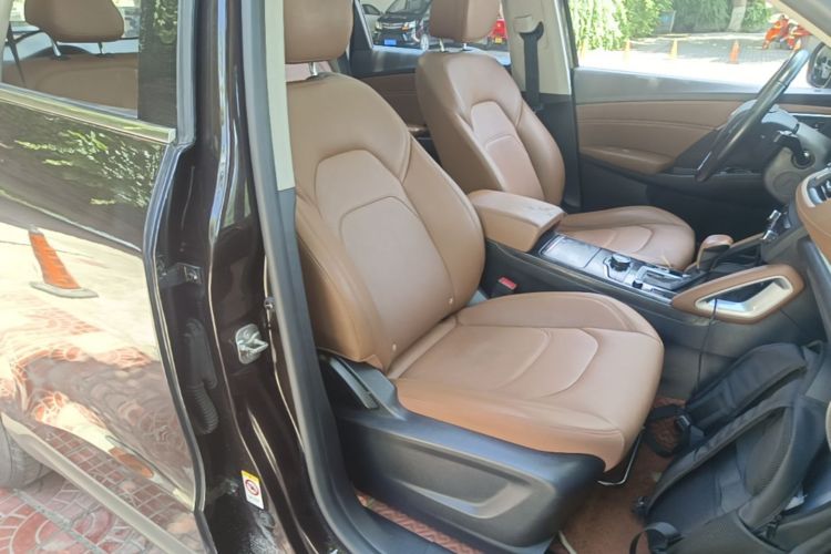 Used BORGWARD BX7 2016 28T 2WD Elite Edition 5-seater Right Front Seat