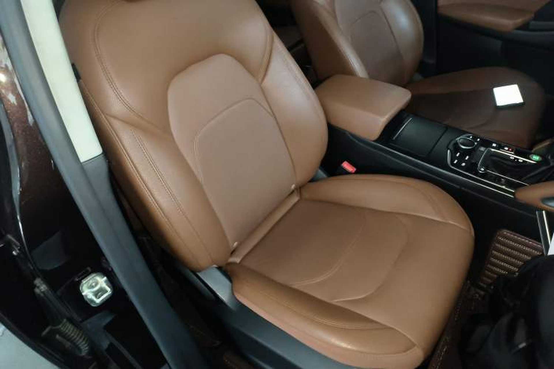 Used BORGWARD BX7 2016 28T 2WD Elite Edition 5-seater Right Front Seat