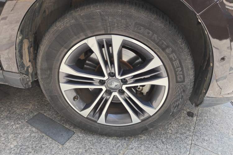 Used BORGWARD BX7 2016 28T 2WD Luxury Edition 7-seater Right Front Wheel Hub