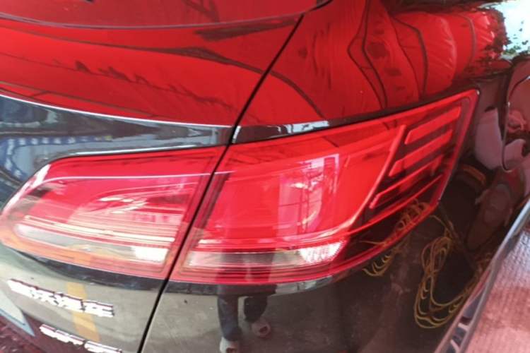 Used BORGWARD BX7 2016 28T 2WD Luxury Edition 7-seater Right Rear Taillight