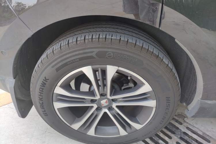 Used BORGWARD BX7 2016 28T Four-Wheel Drive Flagship Version 5 Seats Right Rear Wheel Hub