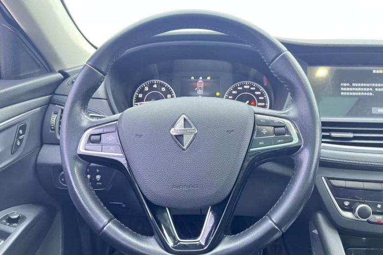 Used BORGWARD BX7 2016 28T 2WD Elite Edition 5-seater Steering Wheel