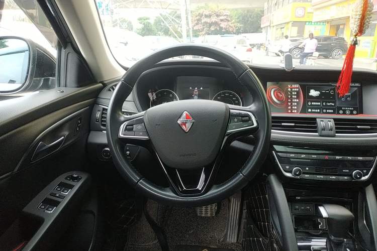 Used BORGWARD BX7 2016 28T Four-Wheel Drive Flagship Version 5 Seats Steering Wheel