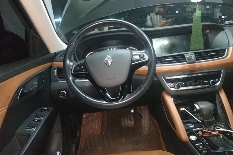 Used BORGWARD BX7 2016 28T 2WD Elite Edition 5-seater Steering Wheel
