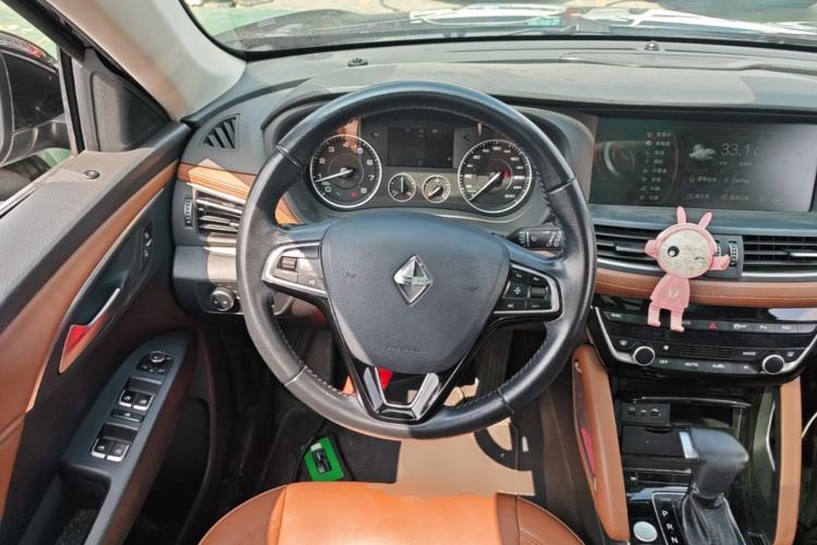 Used BORGWARD BX7 2016 28T 2WD Luxury Edition 7-seater Steering Wheel