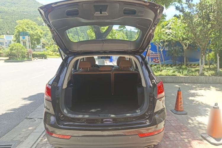 Used BORGWARD BX7 2016 28T 2WD Elite Edition 5-seater Trunk