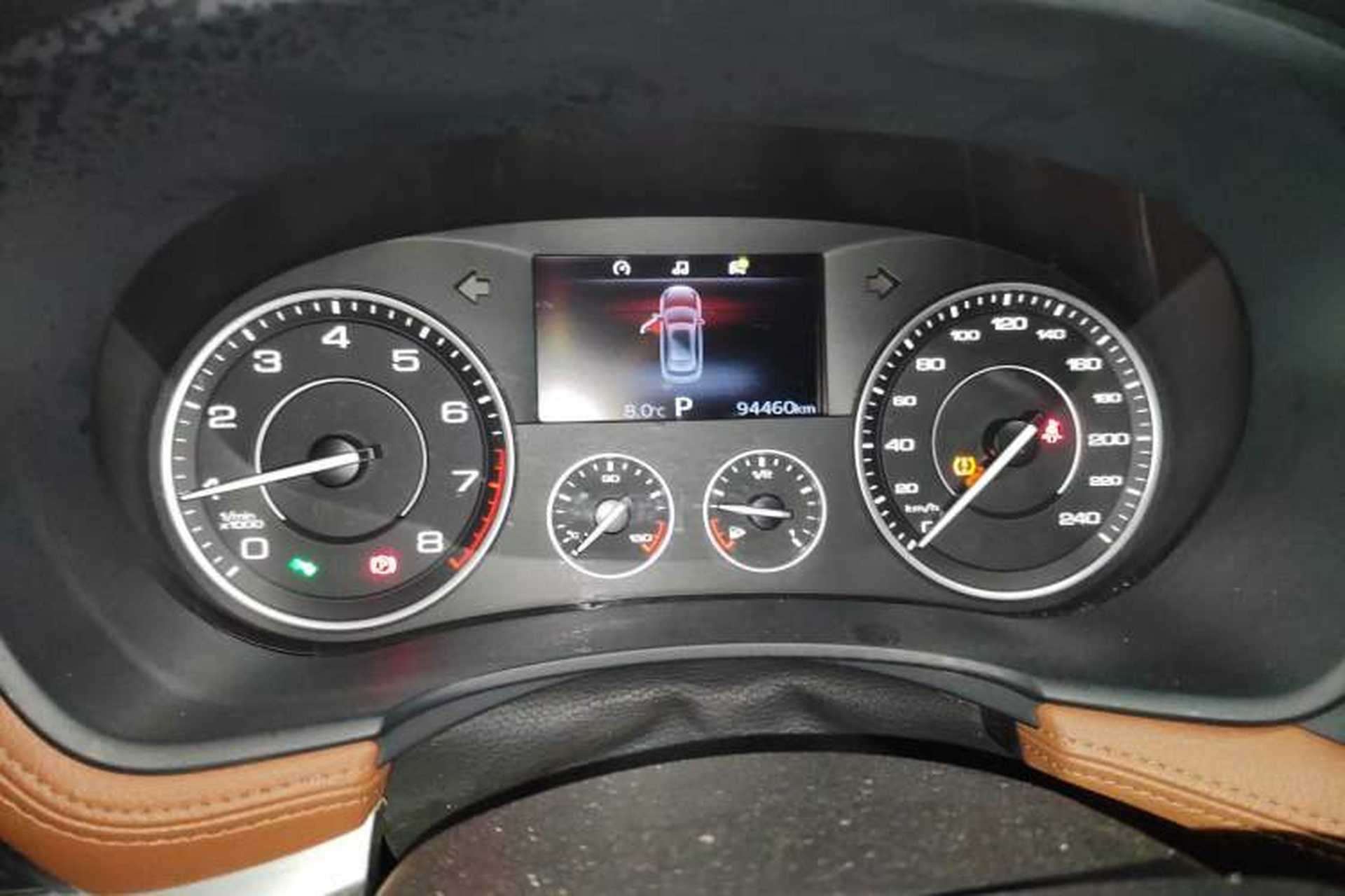 Used BORGWARD BX7 2016 28T Two-Wheel Drive Luxury Version 5 Seats Instrument Cluster