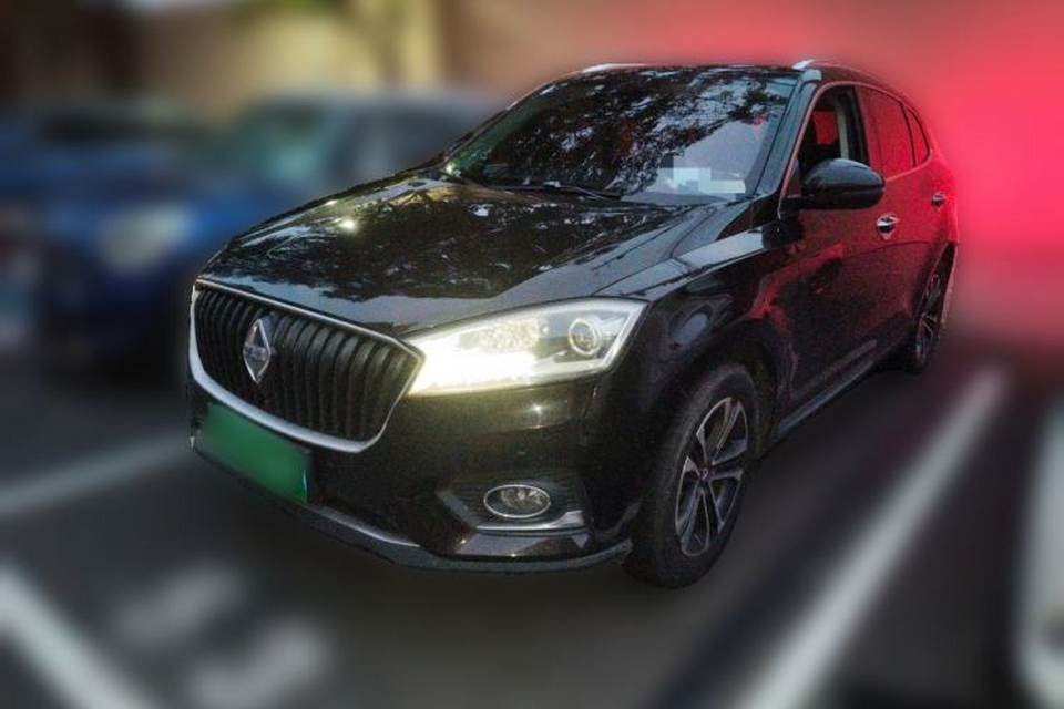 BORGWARD BX7 2016