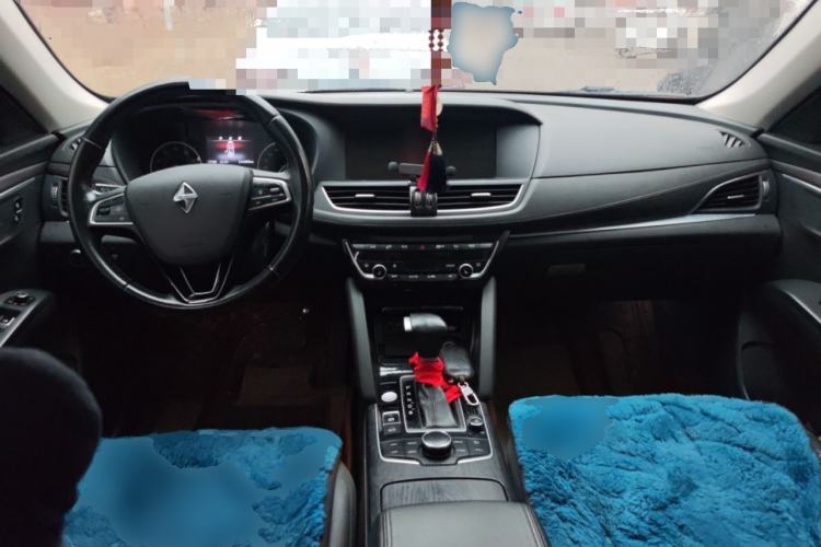 Used BORGWARD BX7 2016 28T Four-Wheel Drive Flagship Version 5 Seats Center Console