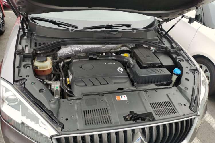 Used BORGWARD BX7 2016 28T Four-Wheel Drive Flagship Version 5 Seats Engine Bay