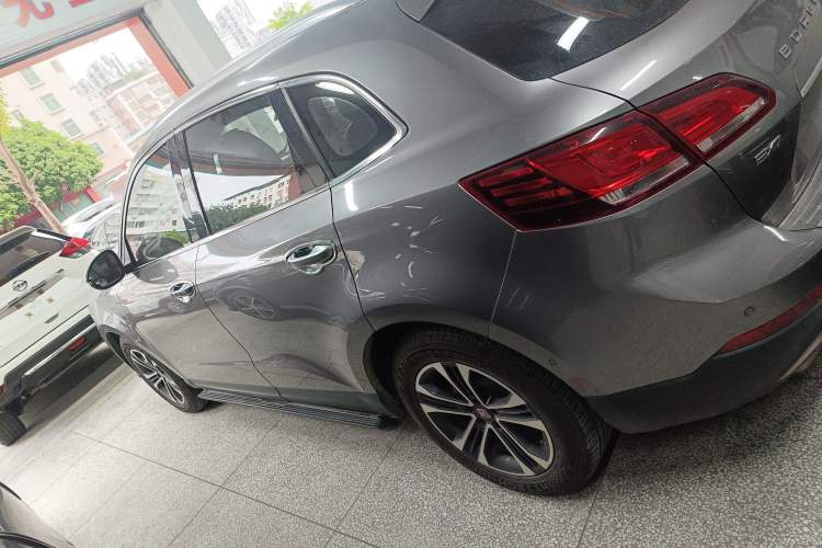 Used BORGWARD BX7 2016 28T Four-wheel Drive Luxury Version 7 Seats Exterior 3