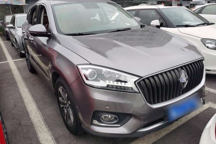 Used BORGWARD BX7 2016 28T Four-Wheel Drive Flagship Version 5 Seats Front Right 45 Deg