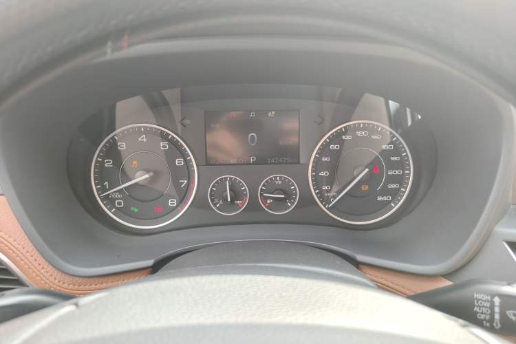 Used BORGWARD BX7 2016 28T Two-Wheel Drive Luxury Version 5 Seats Instrument Cluster