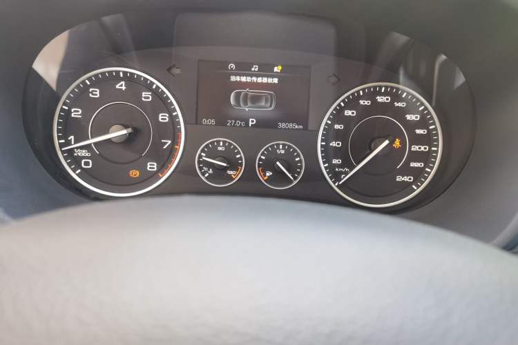 Used BORGWARD BX7 2016 28T Two-Wheel Drive Luxury Version 5 Seats Odometer Close Up