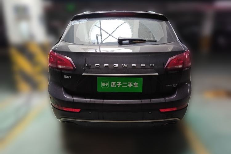Used BORGWARD BX7 2016 28T Four-wheel Drive Luxury Edition 5 Seats Rear