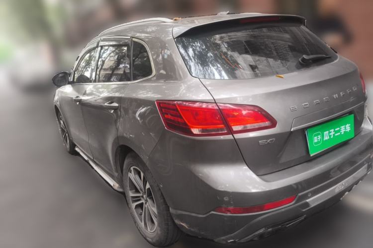 Used BORGWARD BX7 2016 28T Two-Wheel Drive Luxury Version 5 Seats Rear Left 45 Deg