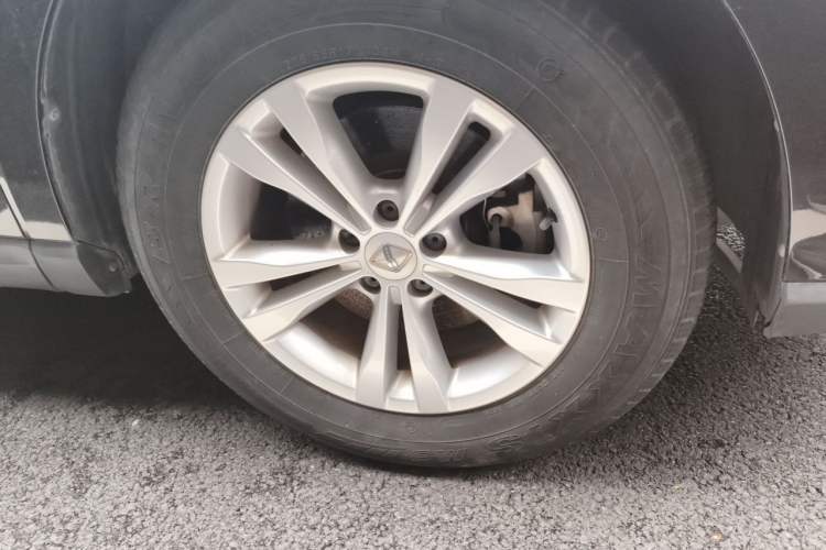 Used BORGWARD BX7 2016 28T 2WD Elite Edition 5-seater Right Front Wheel Hub
