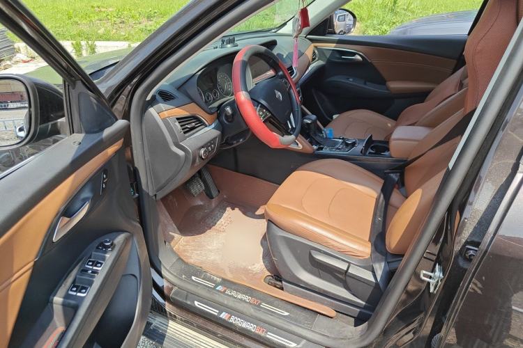 Used BORGWARD BX7 2016 28T 2WD Elite Edition 5-seater Driver Seat