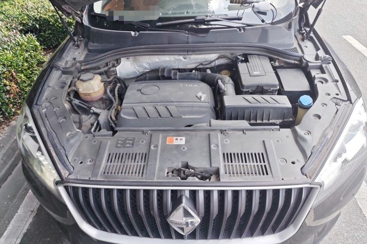 Used BORGWARD BX7 2016 28T Two-Wheel Drive Luxury Version 5 Seats Engine Bay