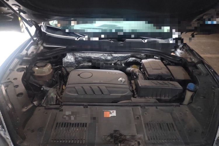 Used BORGWARD BX7 2016 28T Four-Wheel Drive Flagship Version 5 Seats Engine Bay