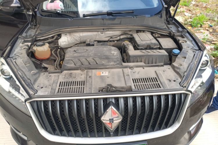 Used BORGWARD BX7 2016 28T 2WD Elite Edition 5-seater Engine Bay