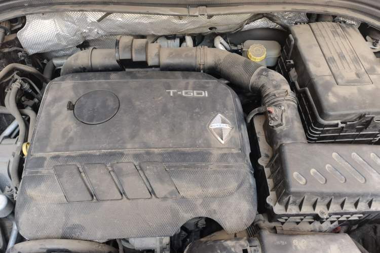 Used BORGWARD BX7 2016 28T Four-Wheel Drive Flagship Version 5 Seats Engine Bay