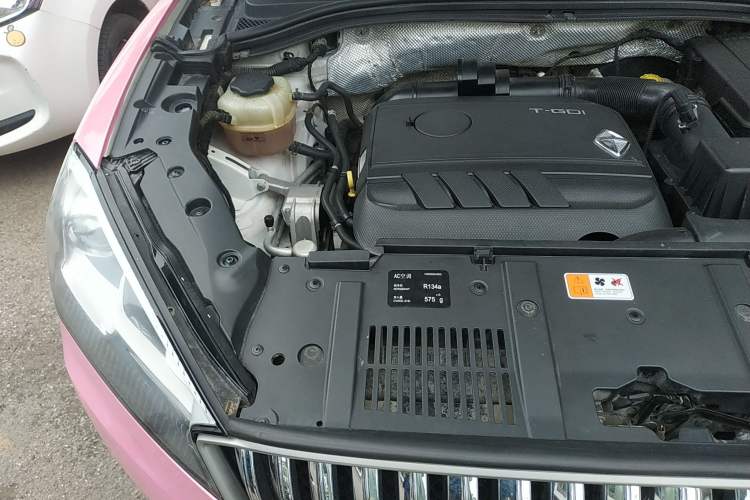 Used BORGWARD BX7 2016 28T 2WD Elite Edition 5-seater Engine Bay Right