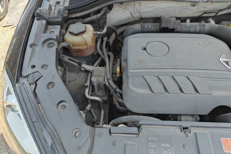 Used BORGWARD BX7 2016 28T 2WD Elite Edition 5-seater Engine Bay Right
