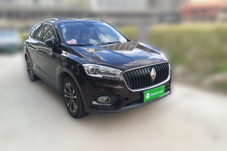 Used BORGWARD BX7 2016 28T 2WD Elite Edition 5-seater Front Right 45 Deg