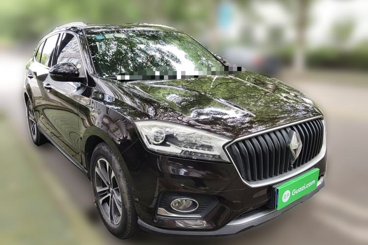 Used BORGWARD BX7 2016 28T Two-Wheel Drive Luxury Version 5 Seats Front Right 45 Deg