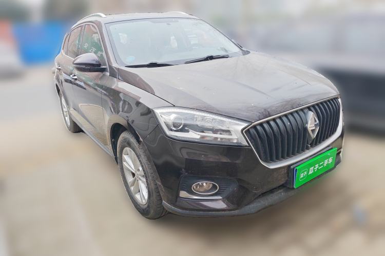 Used BORGWARD BX7 2016 28T Four-Wheel Drive Elite Edition 5 Seats Front Right 45 Deg