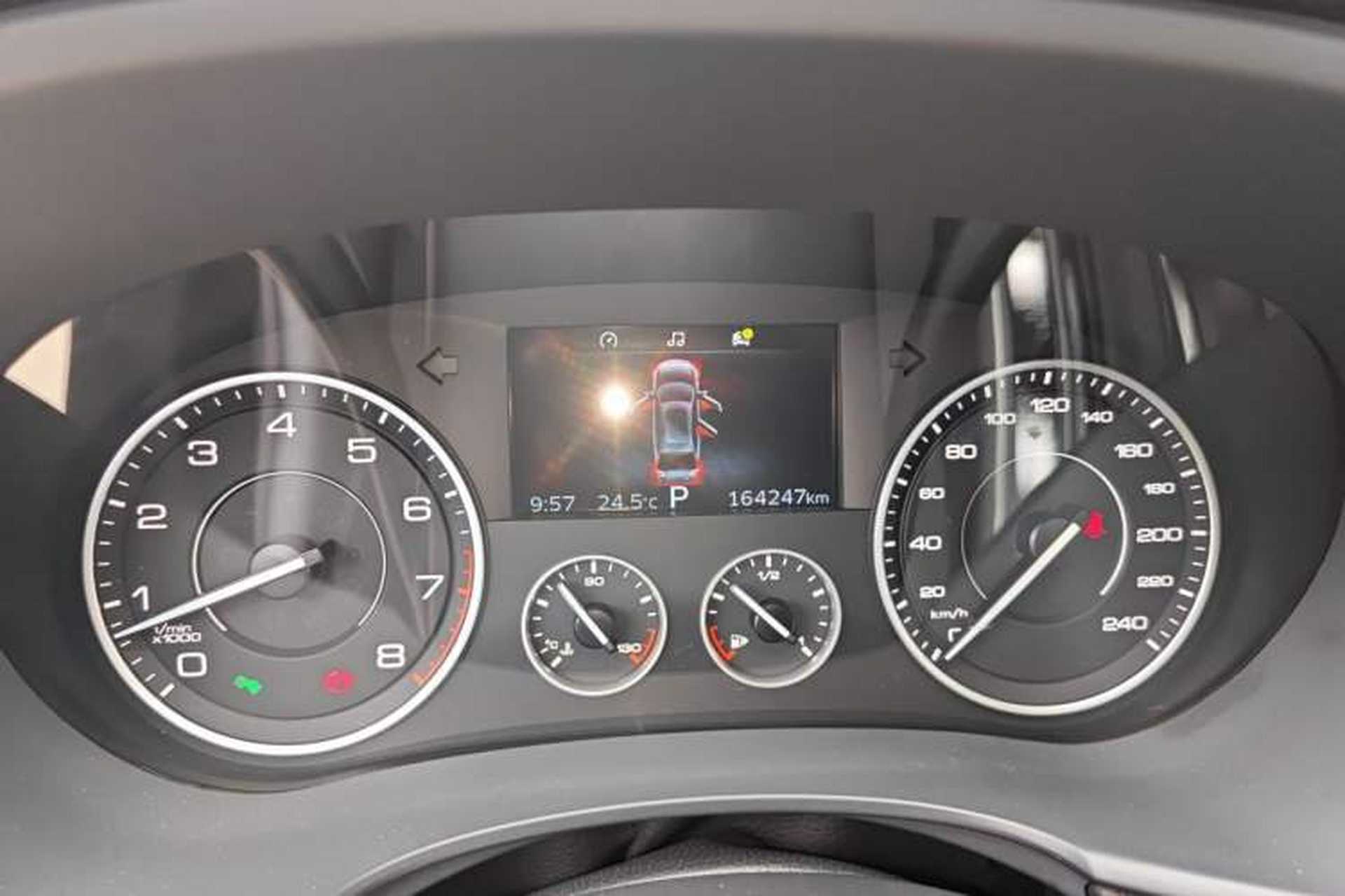 Used BORGWARD BX7 2016 28T Two-Wheel Drive Luxury Version 5 Seats Instrument Cluster