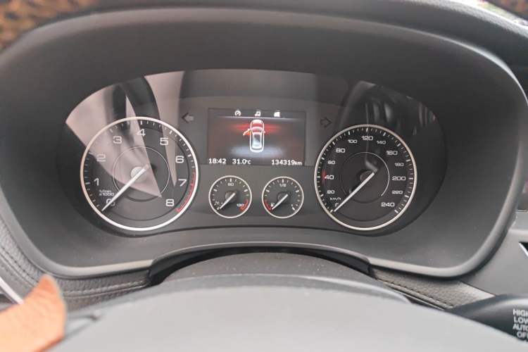 Used BORGWARD BX7 2016 28T Two-Wheel Drive Luxury Version 5 Seats Instrument Cluster