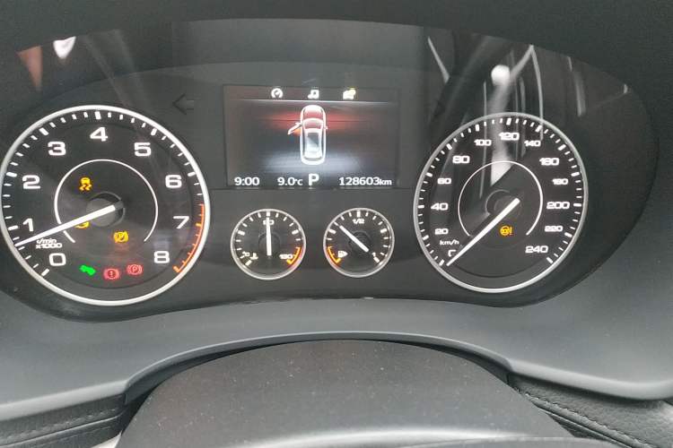 Used BORGWARD BX7 2016 28T 2WD Elite Edition 5-seater Odometer Close Up