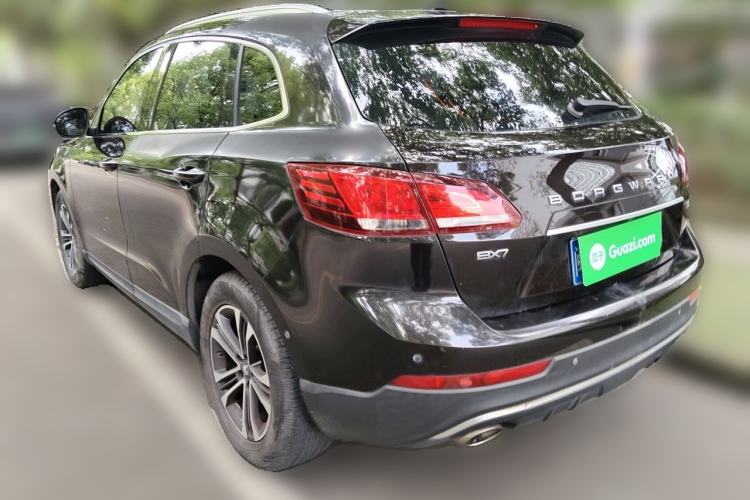 Used BORGWARD BX7 2016 28T Two-Wheel Drive Luxury Version 5 Seats Rear Left 45 Deg