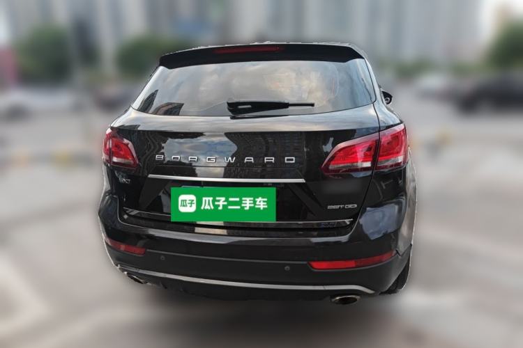 Used BORGWARD BX7 2016 28T Two-Wheel Drive Luxury Version 5 Seats Rear