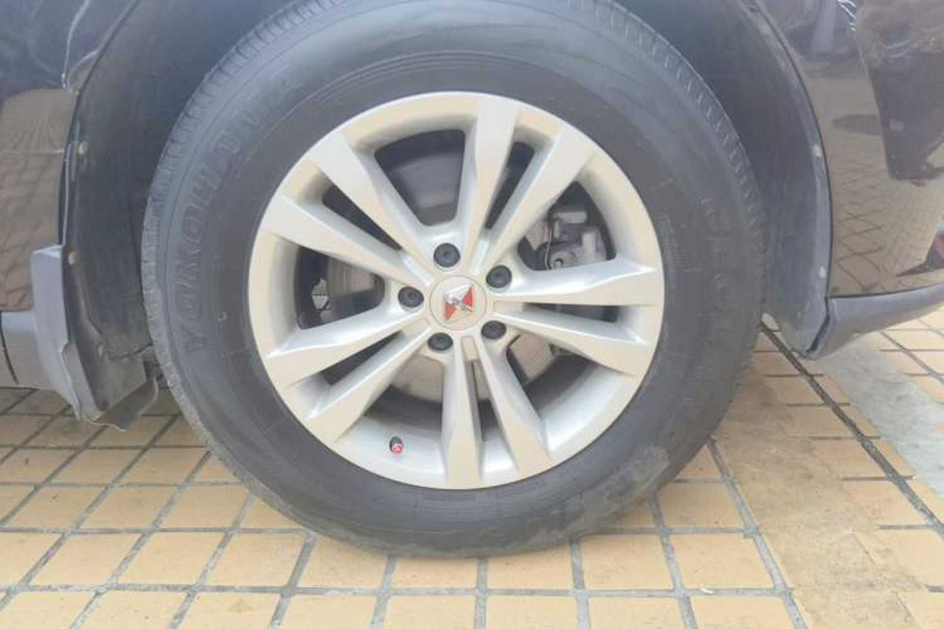 Used BORGWARD BX7 2016 28T 2WD Elite Edition 5-seater Right Front Wheel Hub
