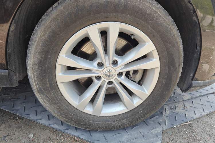 Used BORGWARD BX7 2016 28T 2WD Elite Edition 5-seater Right Front Wheel Hub