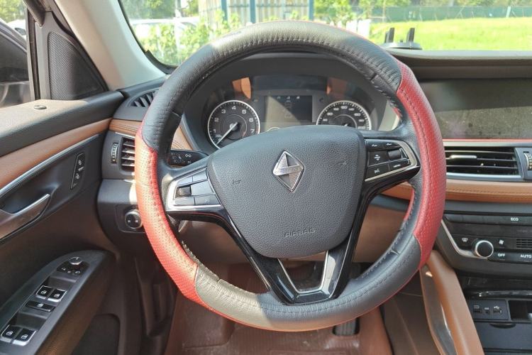 Used BORGWARD BX7 2016 28T 2WD Elite Edition 5-seater Steering Wheel