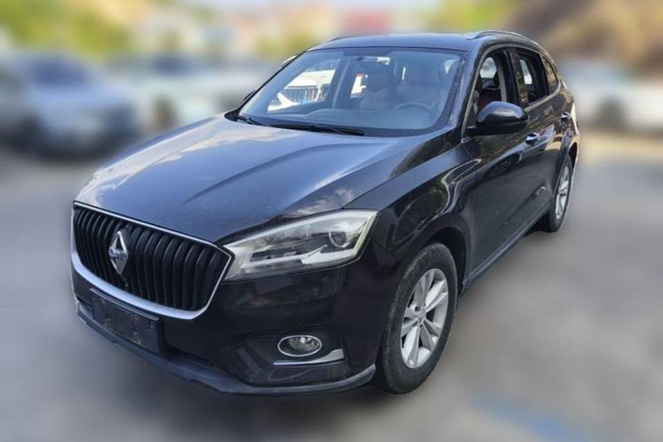 BORGWARD BX7 2016