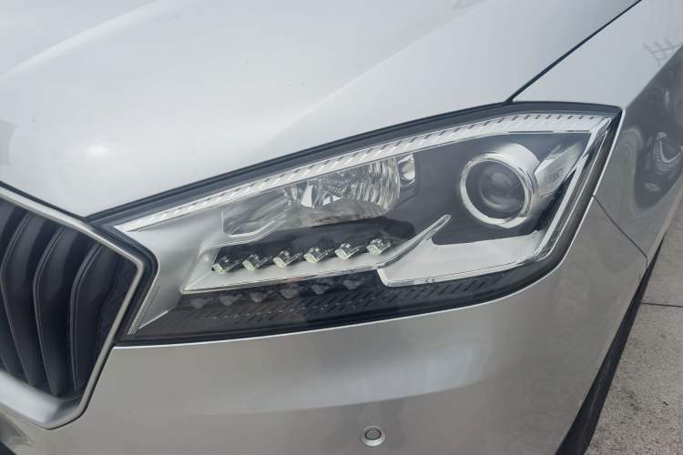 Used BORGWARD BX7 2016 28T Four-Wheel Drive Flagship Version 5 Seats Exterior 8