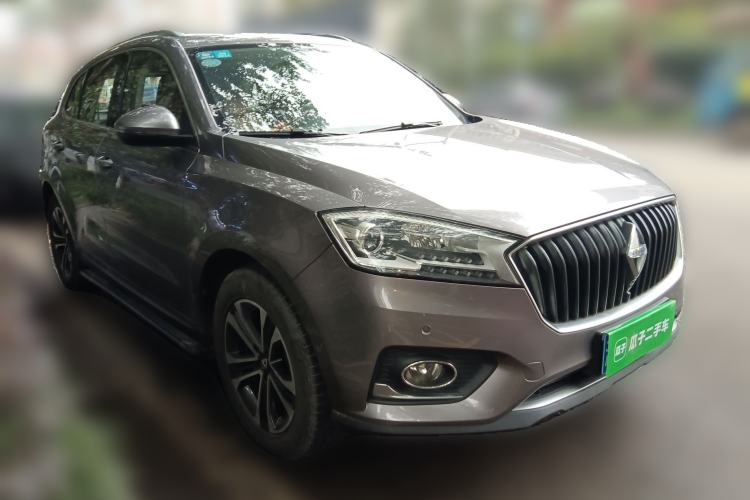 Used BORGWARD BX7 2016 28T 2WD Luxury Edition 7-seater Front Right 45 Deg