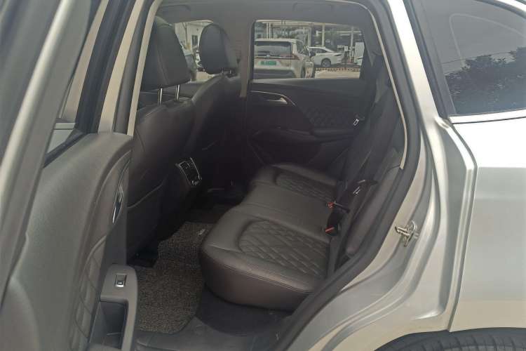 Used BORGWARD BX7 2016 28T Four-Wheel Drive Flagship Version 5 Seats Interior 6
