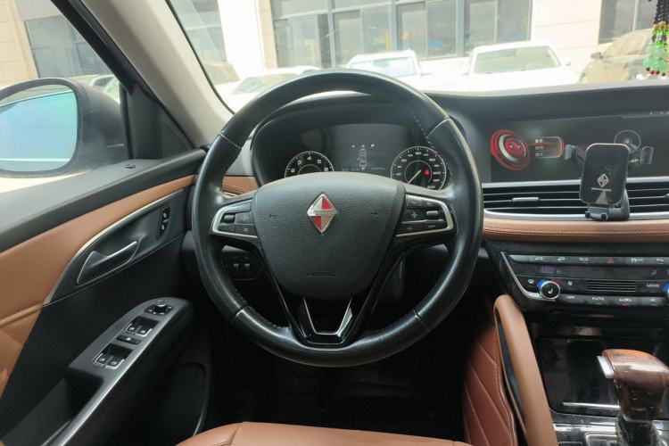 Used BORGWARD BX7 2016 28T Four-Wheel Drive Flagship Version 5 Seats Steering Wheel