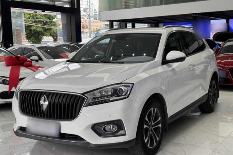 BORGWARD BX7 2016