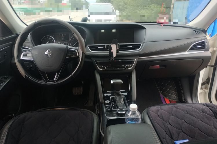 Used BORGWARD BX7 2016 28T 2WD Elite Edition 5-seater Center Console