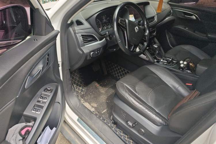 Used BORGWARD BX7 2016 28T Four-wheel Drive Luxury Edition 5 Seats Driver Seat