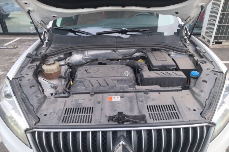 Used BORGWARD BX7 2016 28T Four-wheel Drive Luxury Edition 5 Seats Engine Bay