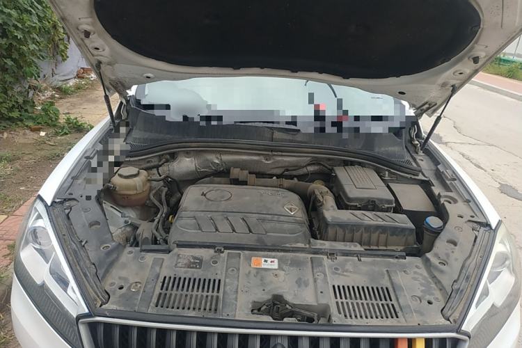 Used BORGWARD BX7 2016 28T 2WD Elite Edition 5-seater Engine Bay