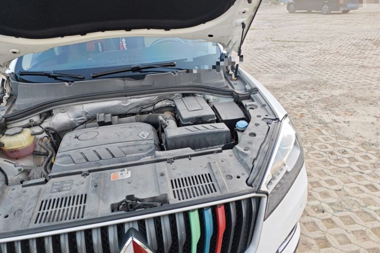 Used BORGWARD BX7 2016 28T Two-Wheel Drive Luxury Version 5 Seats Engine Bay Left